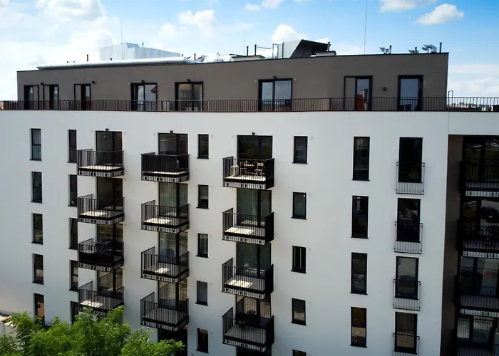 Essence Topaz Apartment Poznan