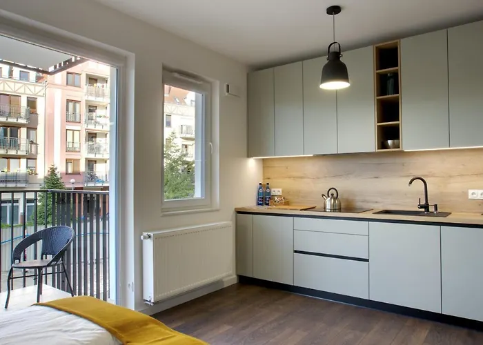 Essence Topaz Apartment