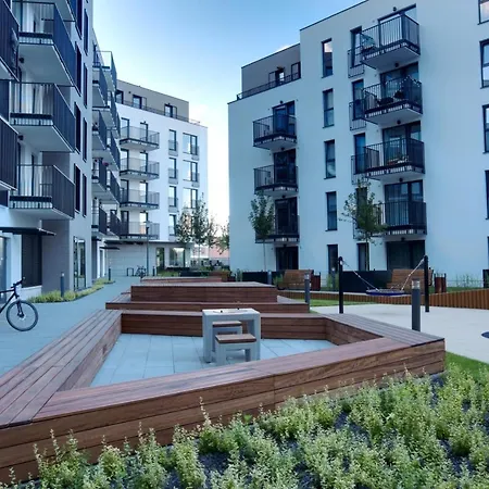 Essence Topaz Apartment *