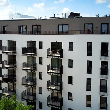 Essence Topaz Apartment Poznan