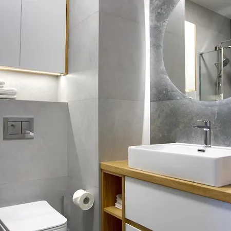 Апартаменти Essence Topaz Познань