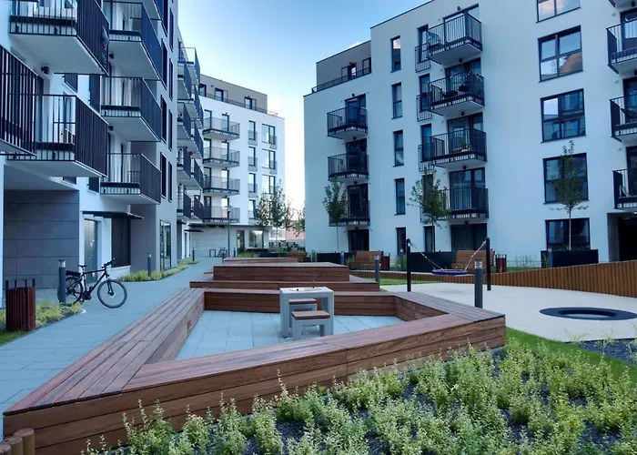 Essence Topaz Апартаменти *