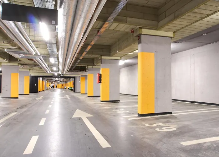 Essence Topaz Апартаменти