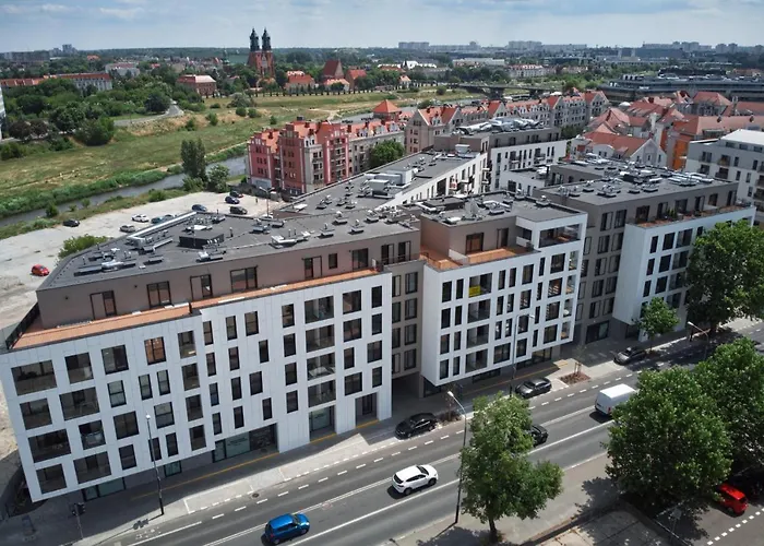 Essence Topaz Apartment